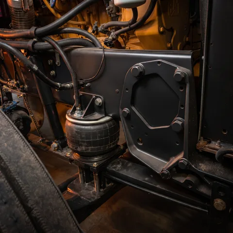 Truck air suspension air spring on the axle